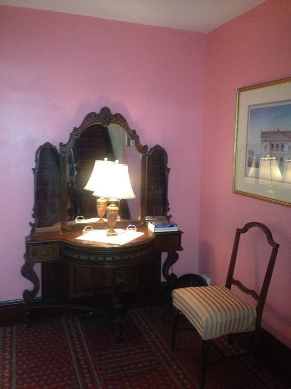 Victorian Bed & Breakfast Of Staten Island Bayonne Room photo