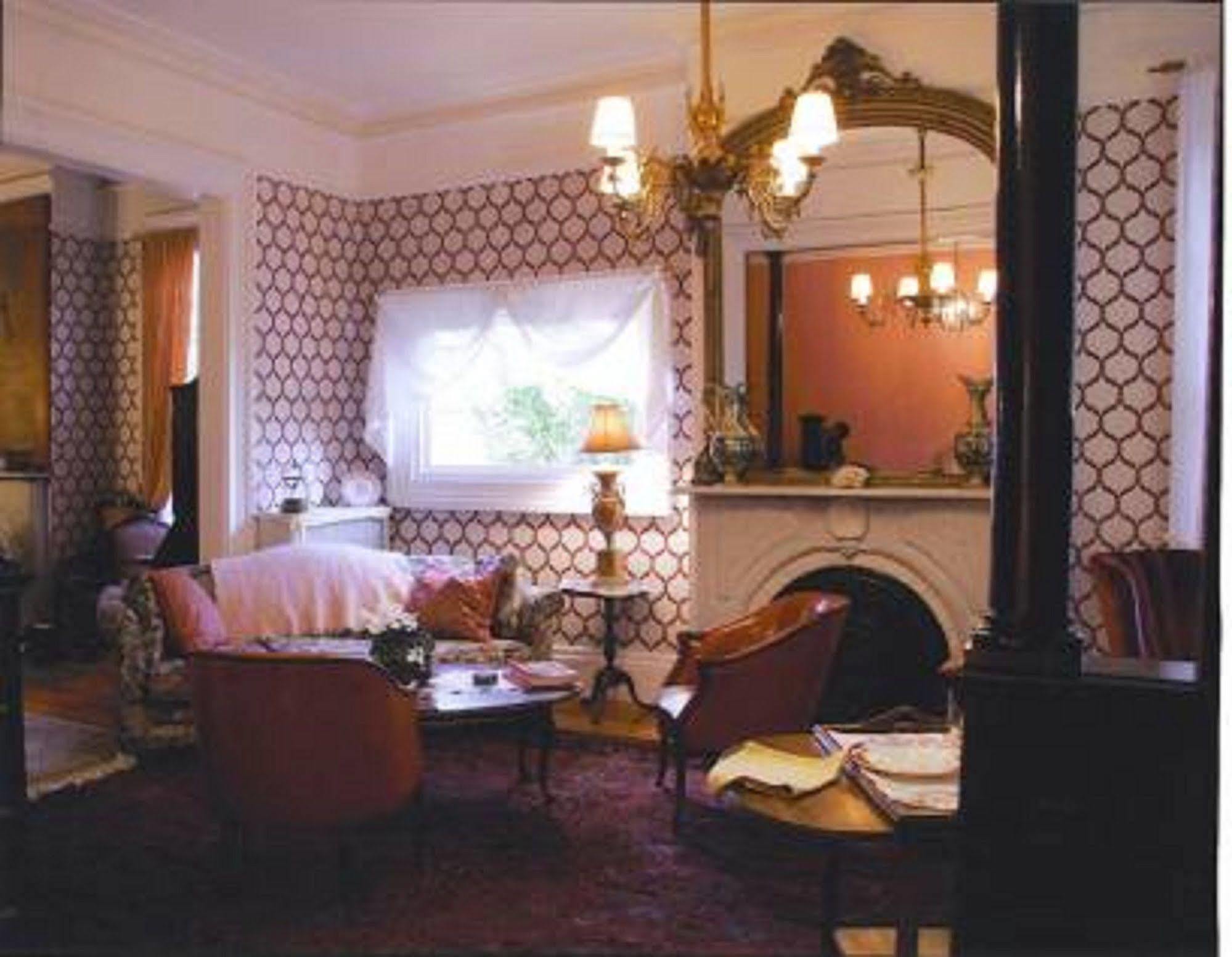 Victorian Bed & Breakfast Of Staten Island Bed & Breakfast Bayonne Room photo