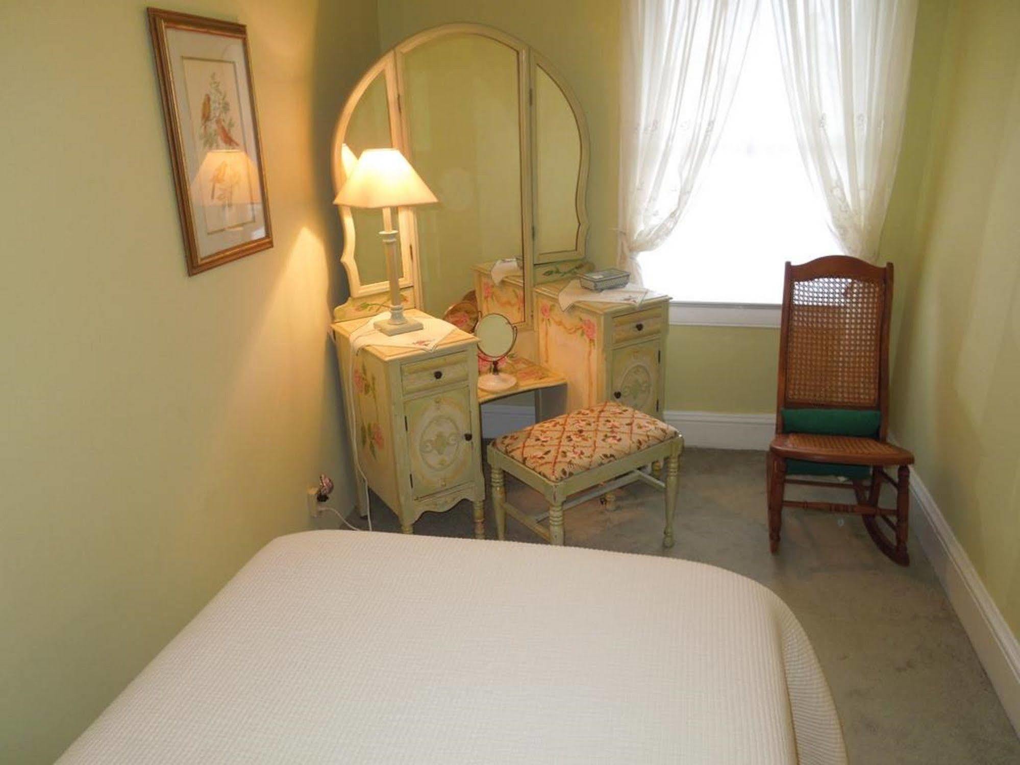 Victorian Bed & Breakfast Of Staten Island Bayonne Exterior photo