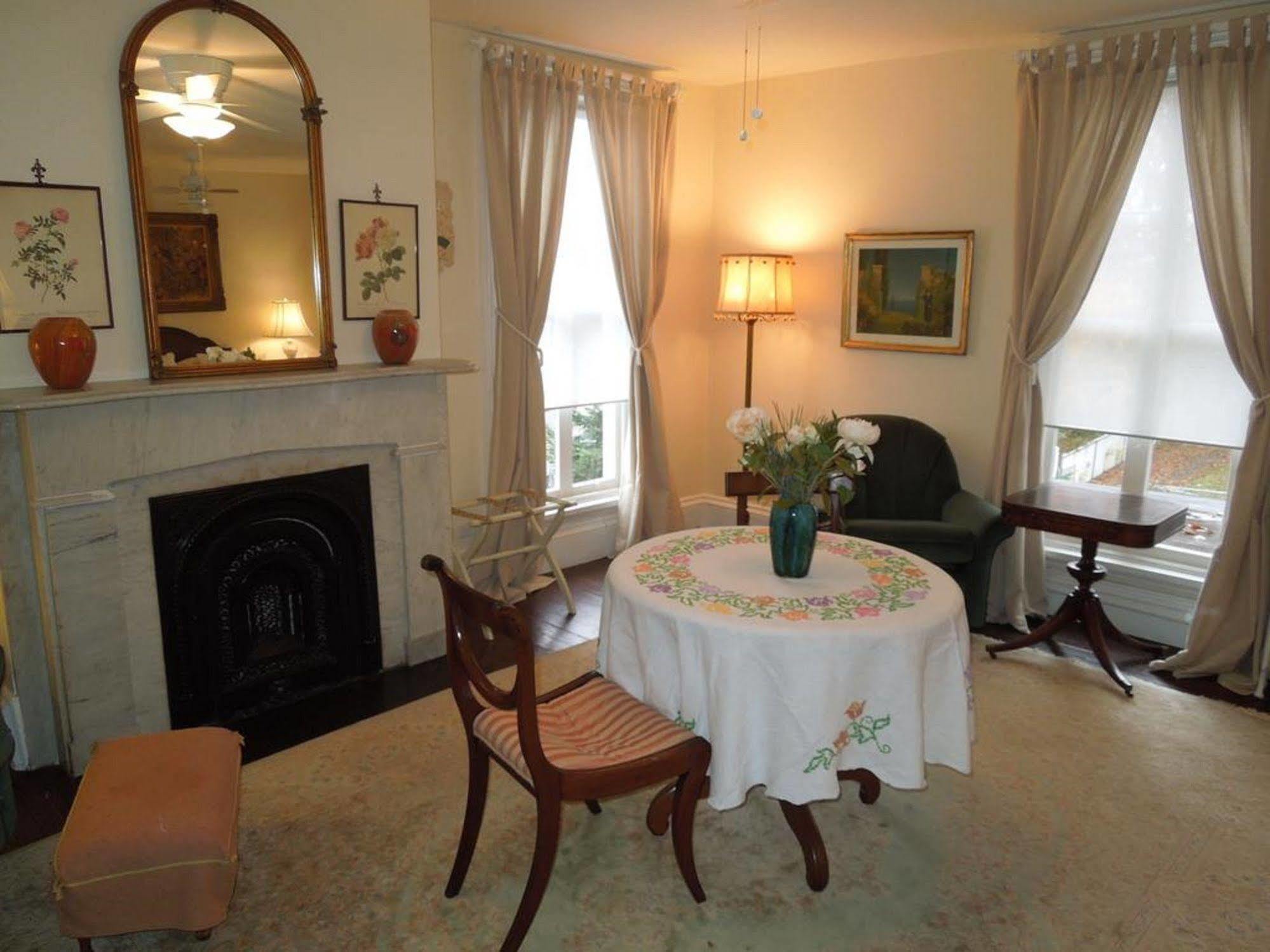 Victorian Bed & Breakfast Of Staten Island Bayonne Exterior photo